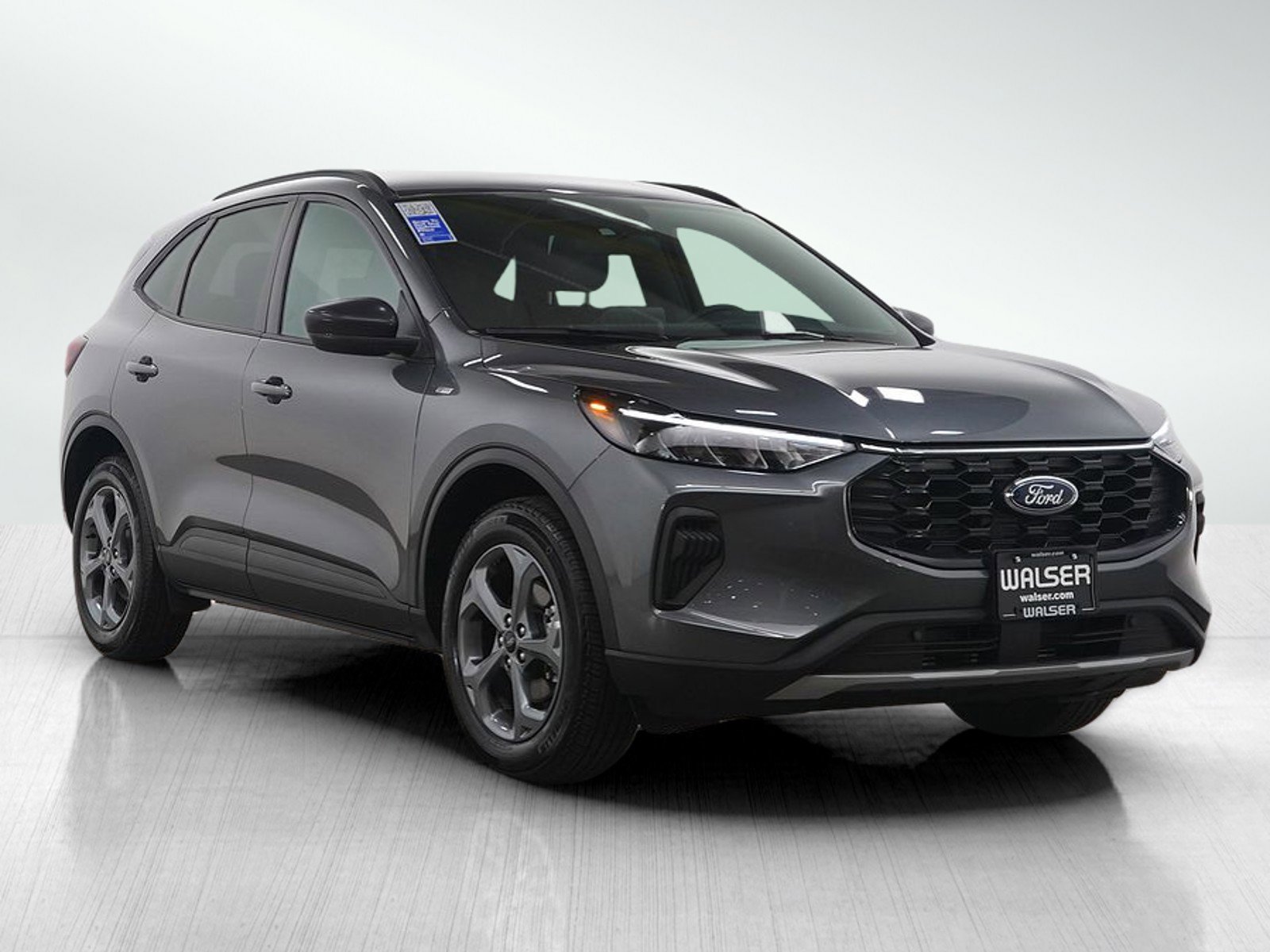 Used 2025 Ford Escape ST-Line image 9