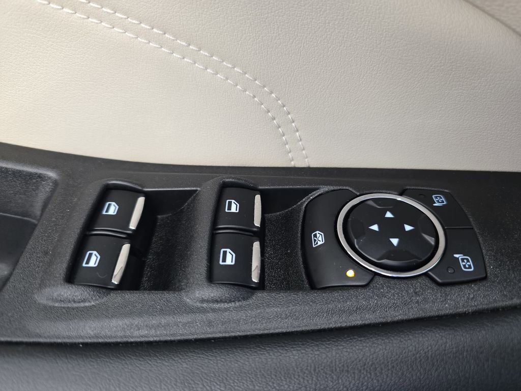 Used 2024 Ford Edge Titanium AWD/4WD image 28