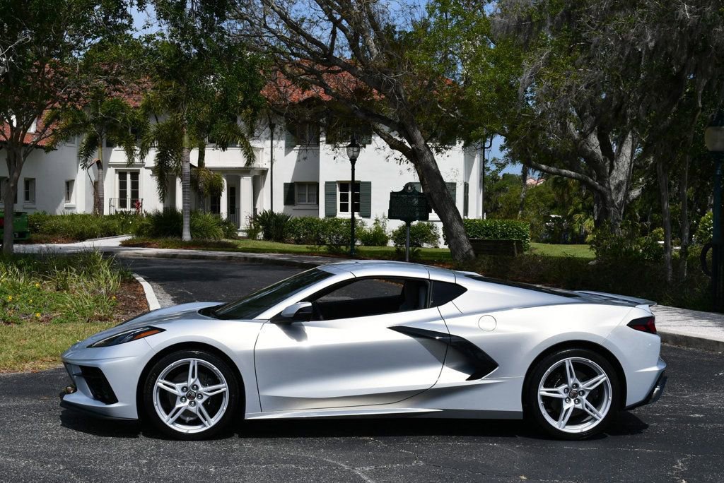 Used 2024 Chevrolet Corvette Stingray Coupe w/ Chrome Exterior Badge Package RWD image 19