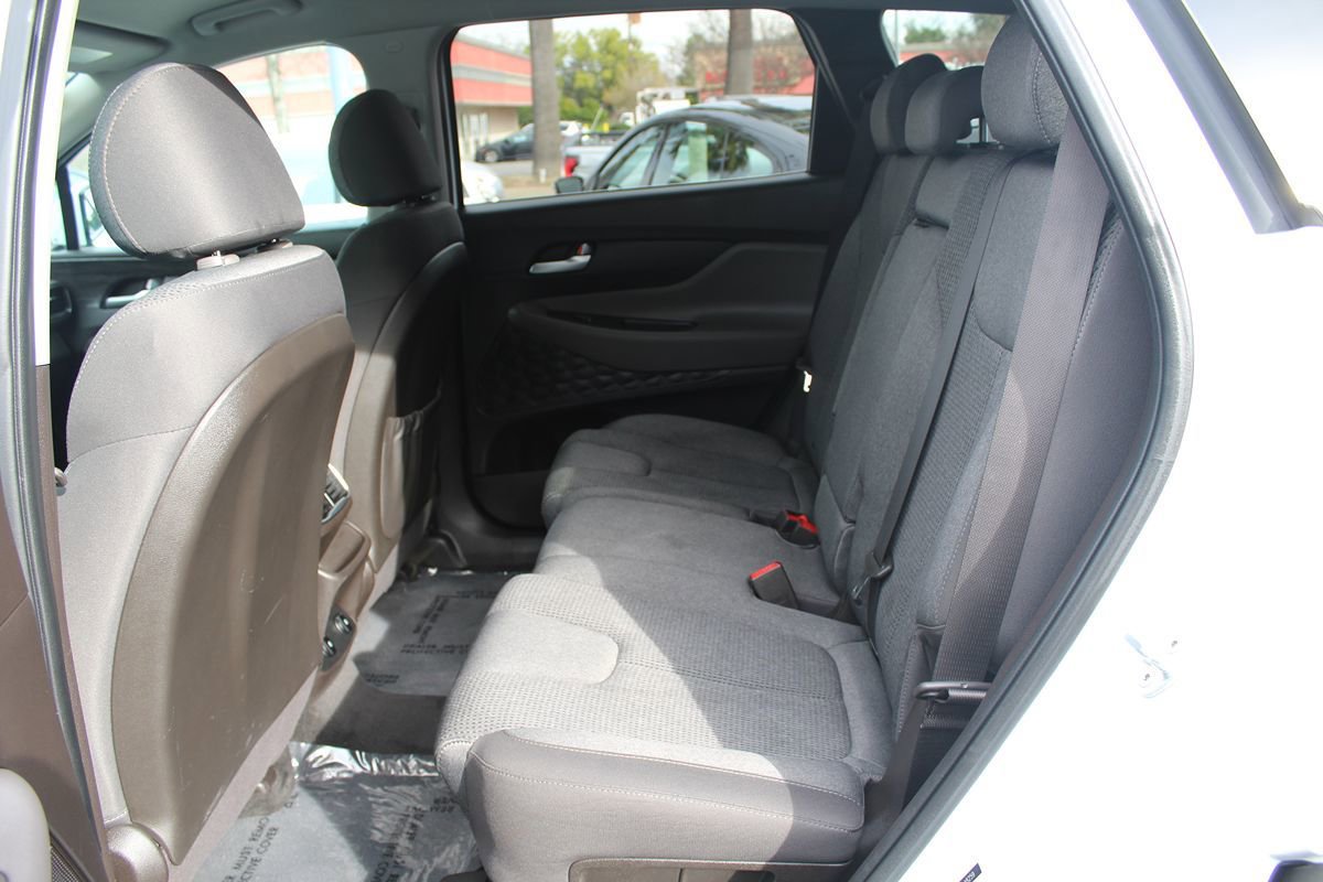 Used 2020 Hyundai Santa Fe SEL w/ Cargo Package FWD image 23