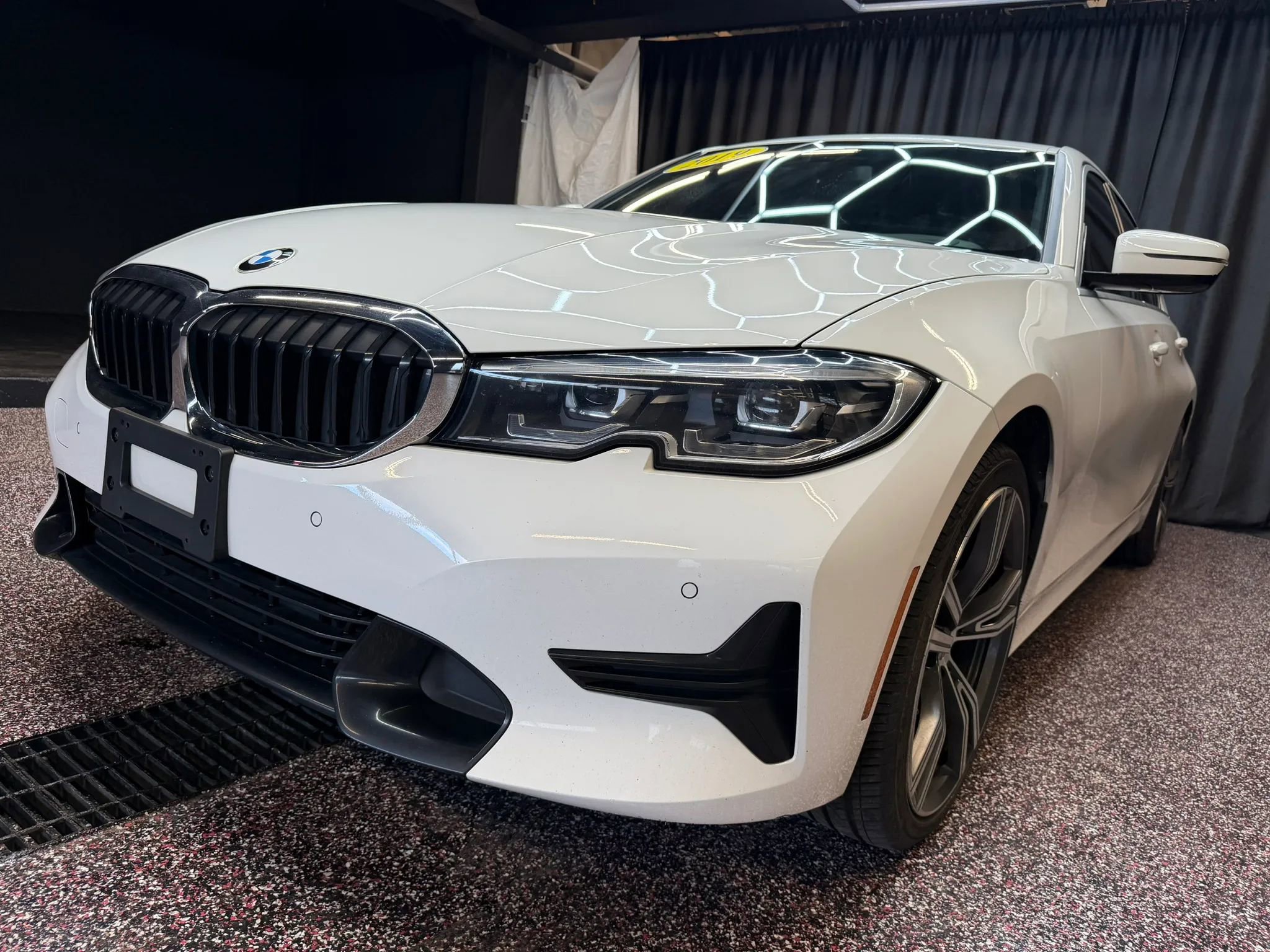 Used 2019 BMW 330i xDrive Sedan w/ Premium Package AWD/4WD image 13