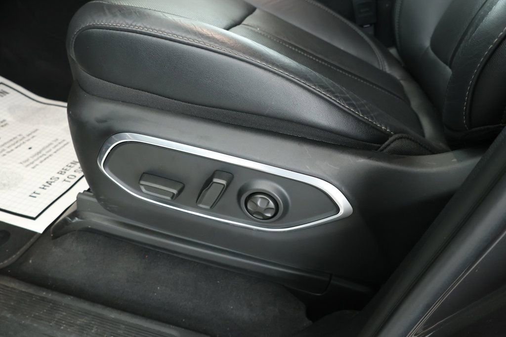 Used 2023 Jeep Wagoneer Series II w/ Premium Group I image 10