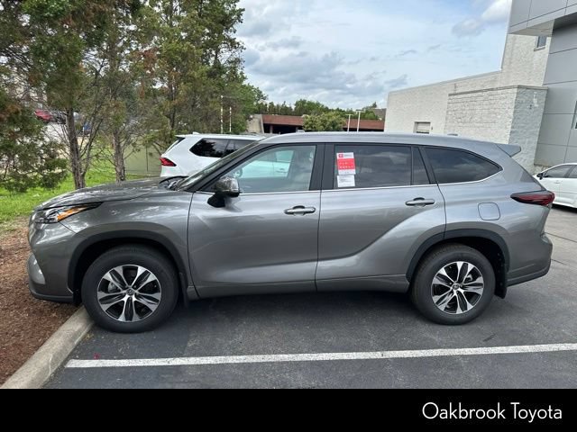 Used 2026 Toyota Highlander XLE AWD/4WD video 1