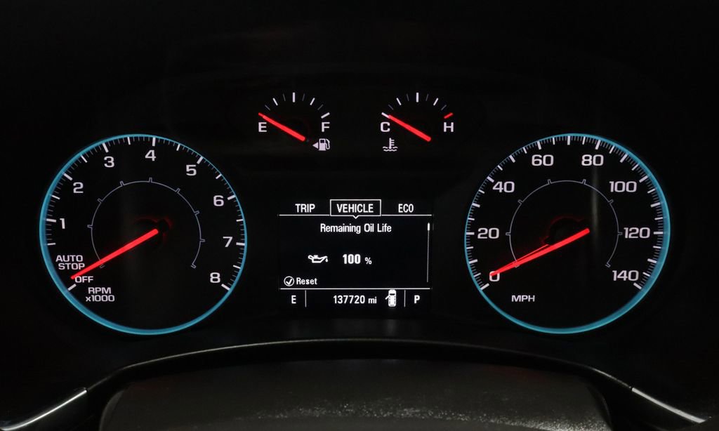 Used 2020 Chevrolet Equinox LS image 28