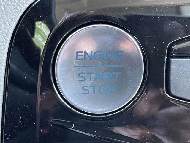 New 2025 Ford Escape SE w/ PHEV Premium Package FWD image 22