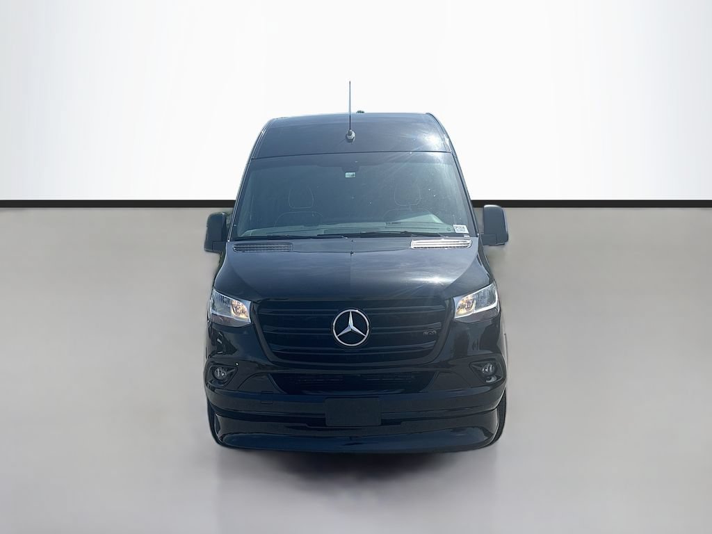 Used 2022 Mercedes-Benz Sprinter 2500 image 8