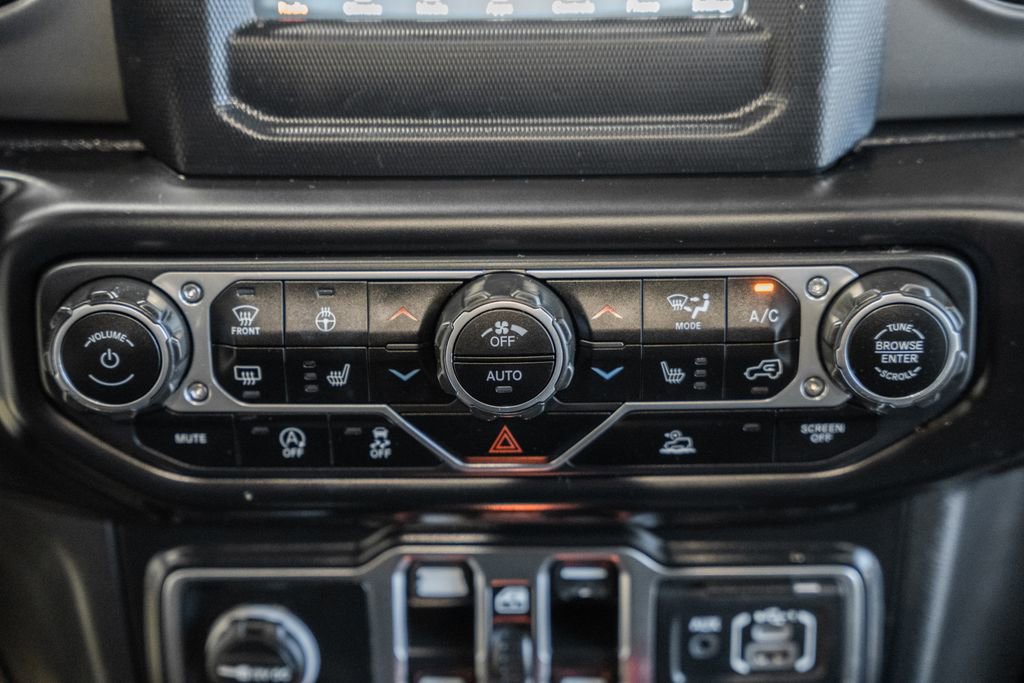 Used 2022 Jeep Wrangler Unlimited Sport AWD/4WD image 27
