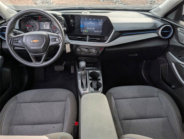 Used 2024 Chevrolet Trax LS image 21