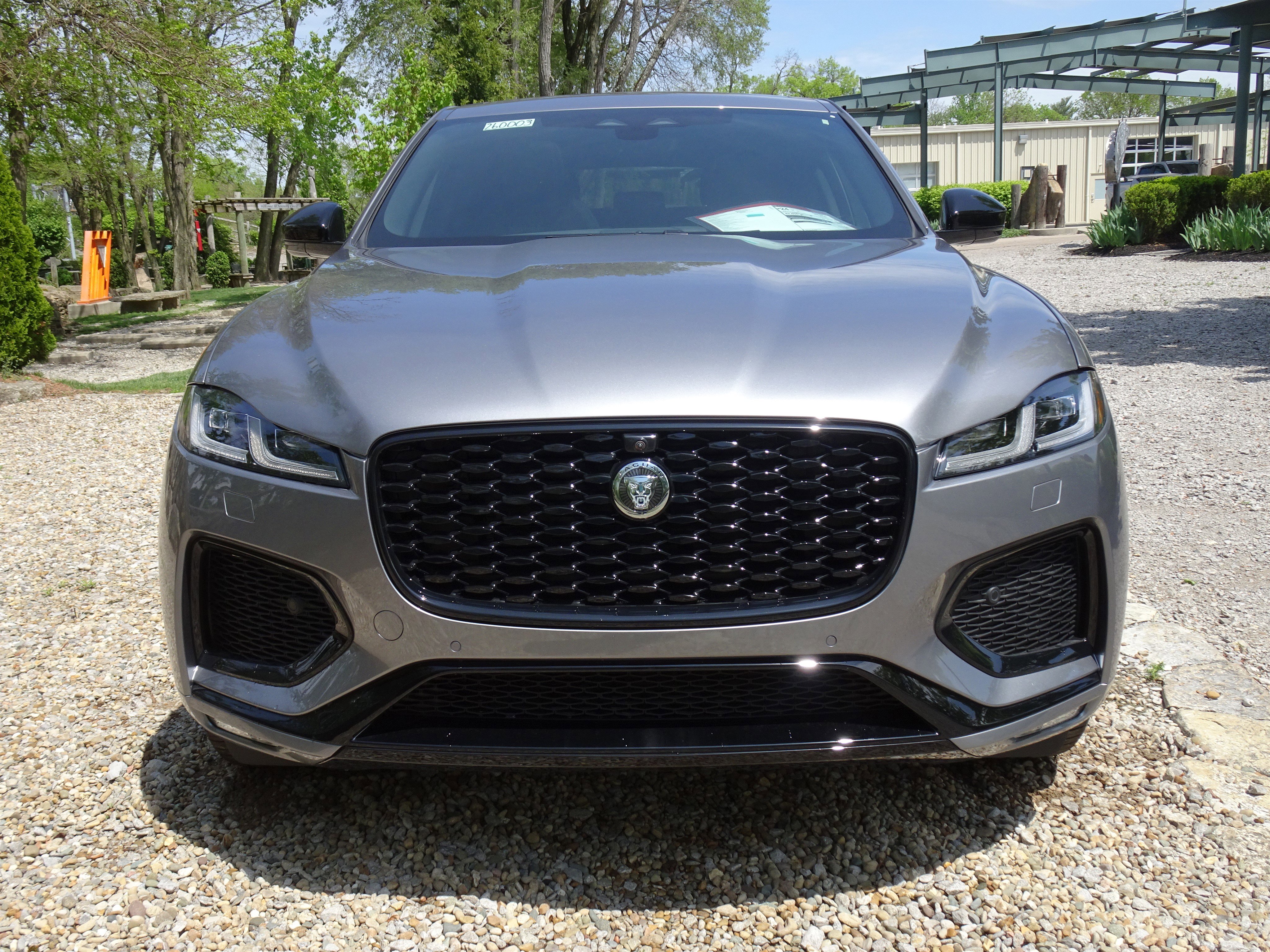 New 2026 Jaguar F-PACE R-Dynamic S image 15