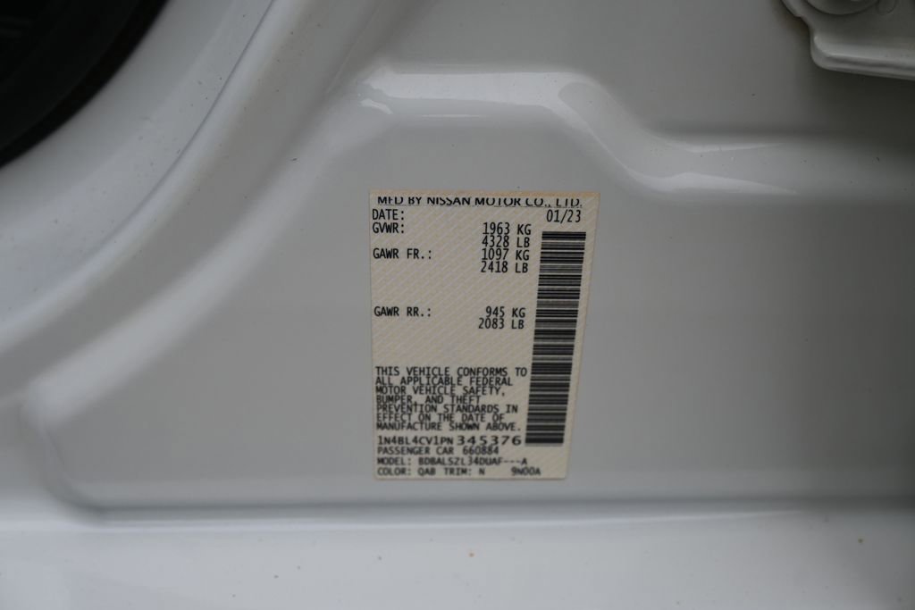 Used 2023 Nissan Altima 2.5 SR w/ SR Premium Package image 29