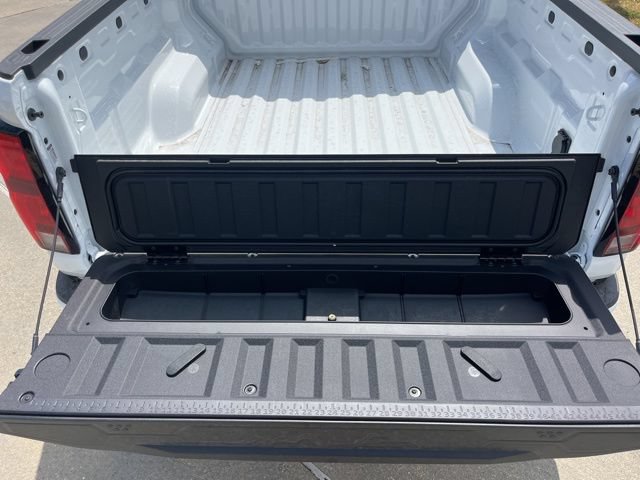 New 2026 Chevrolet Colorado LT w/ LT Convenience Package RWD image 7