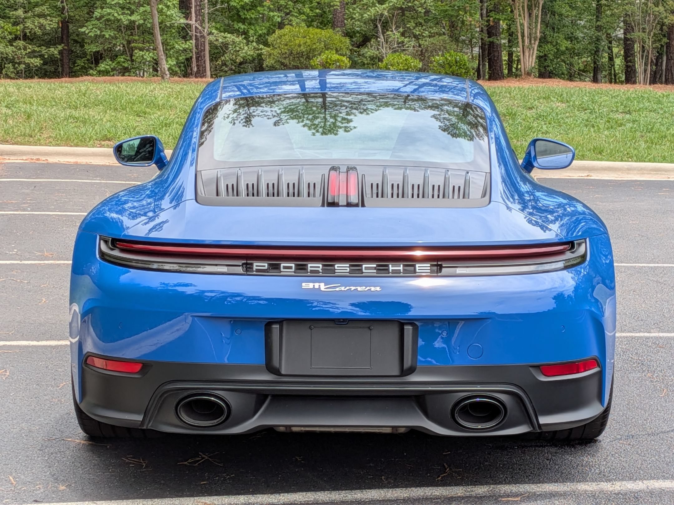 Certified 2025 Porsche 911 Carrera RWD image 28