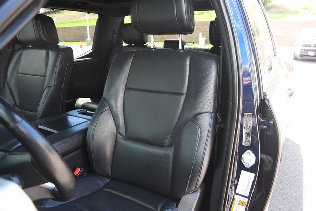 Used 2022 Toyota Tundra Platinum w/ Advanced Package AWD/4WD image 17
