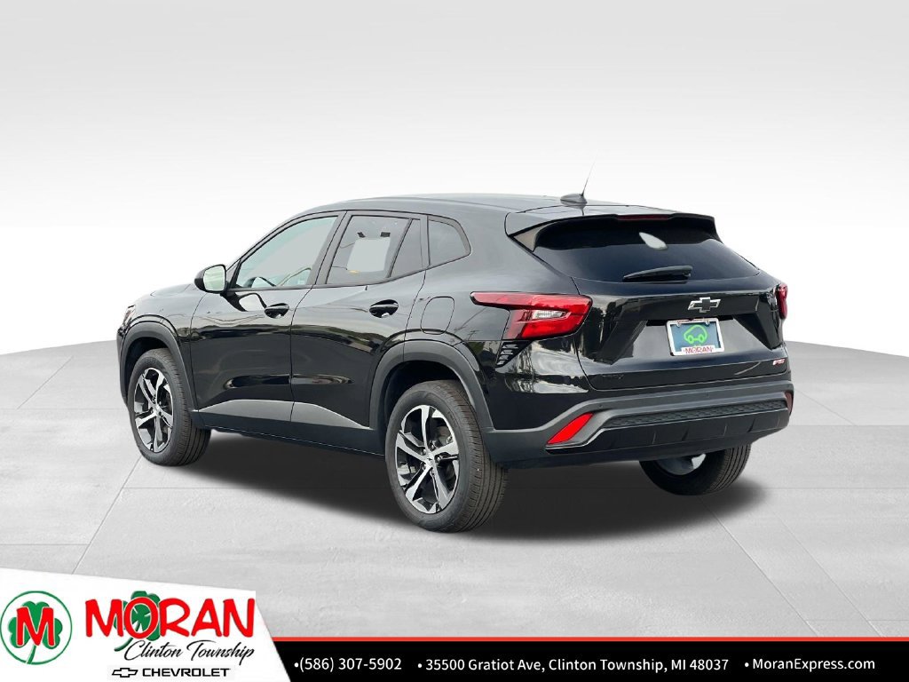 Certified 2025 Chevrolet Trax RS w/ Driver Confidence Package FWD image 4