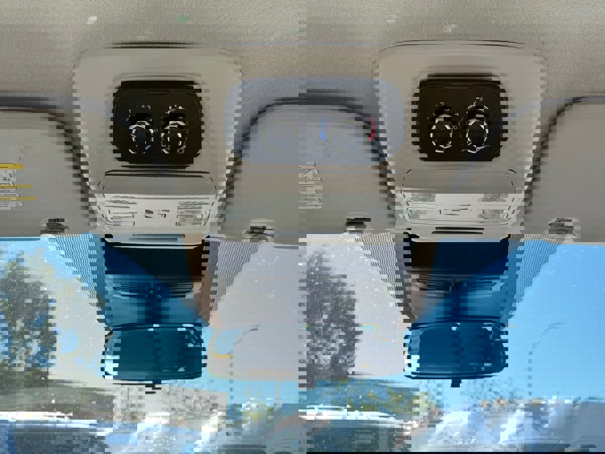 Used 2022 Ford Transit 350 XLT image 23