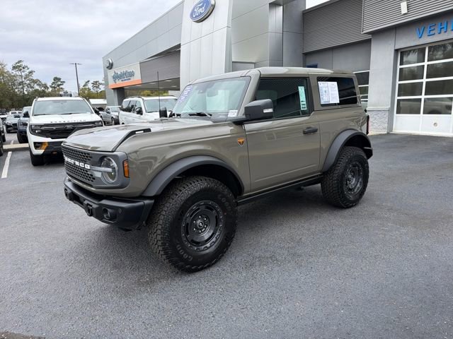 Used 2025 Ford Bronco Badlands image 4