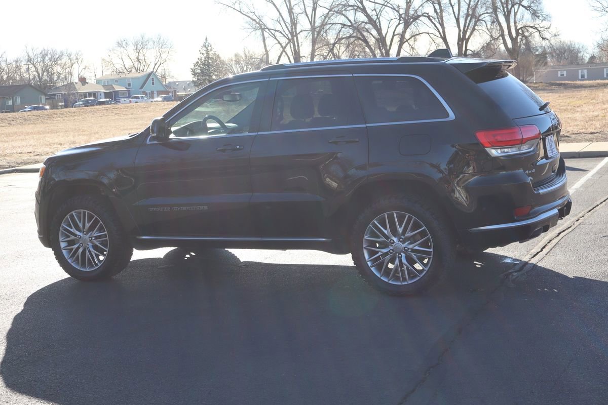 Used 2018 Jeep Grand Cherokee Summit w/ Platinum Series Group AWD/4WD image 8