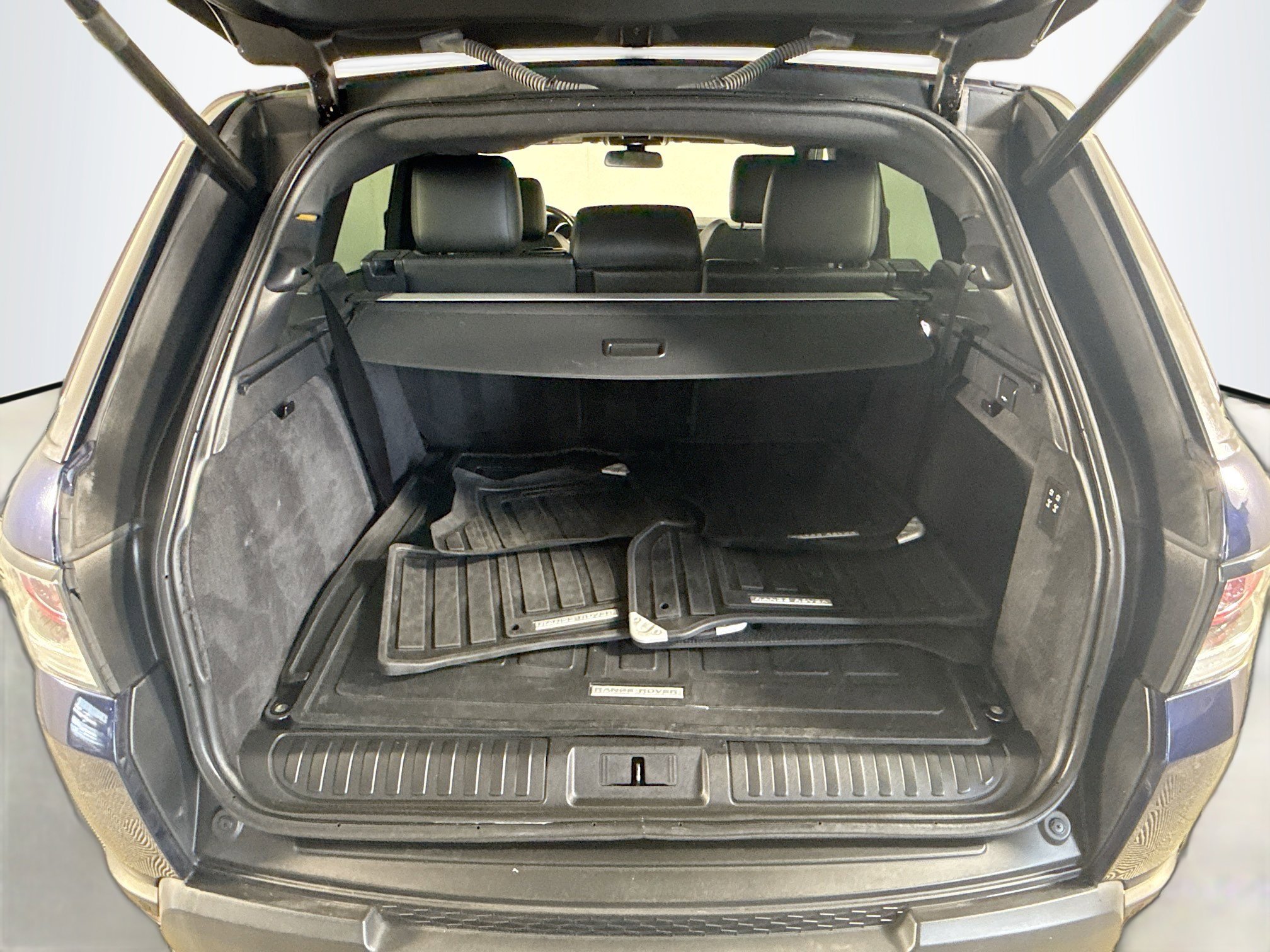 Used 2016 Land Rover Range Rover Sport SE image 35