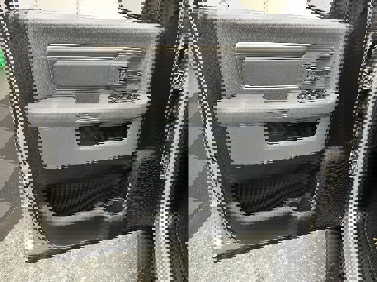 Used 2018 RAM 1500 Big Horn image 7