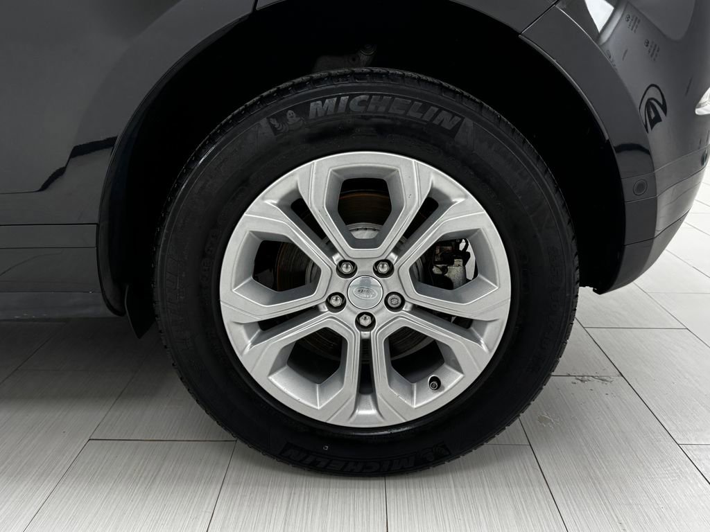 Used 2021 Land Rover Range Rover Evoque S image 40