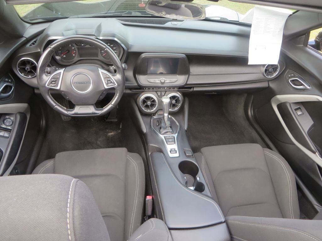 Used 2018 Chevrolet Camaro LT image 10