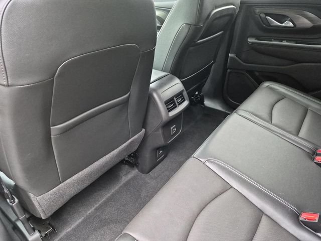 Used 2023 GMC Terrain SLT AWD/4WD image 26