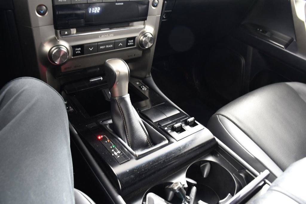 Used 2021 Lexus GX 460 Premium w/ Premium Package image 32