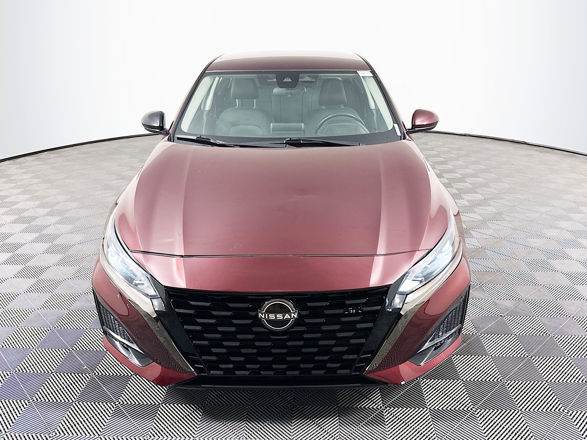 Used 2023 Nissan Altima 2.5 SV FWD video 2