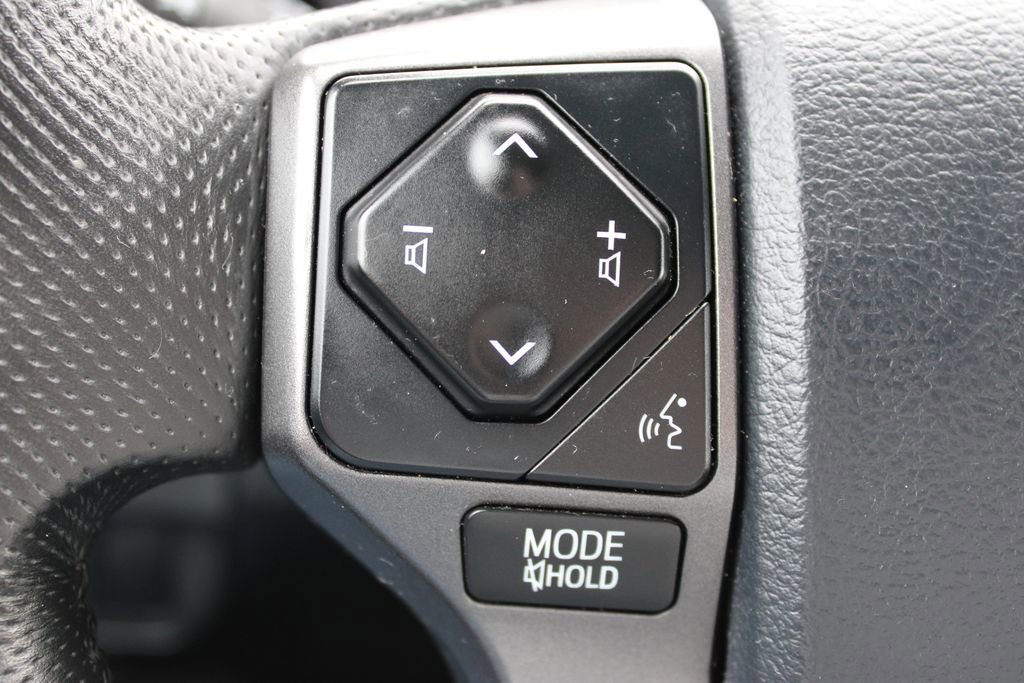 Used 2019 Toyota Tacoma TRD Sport image 32