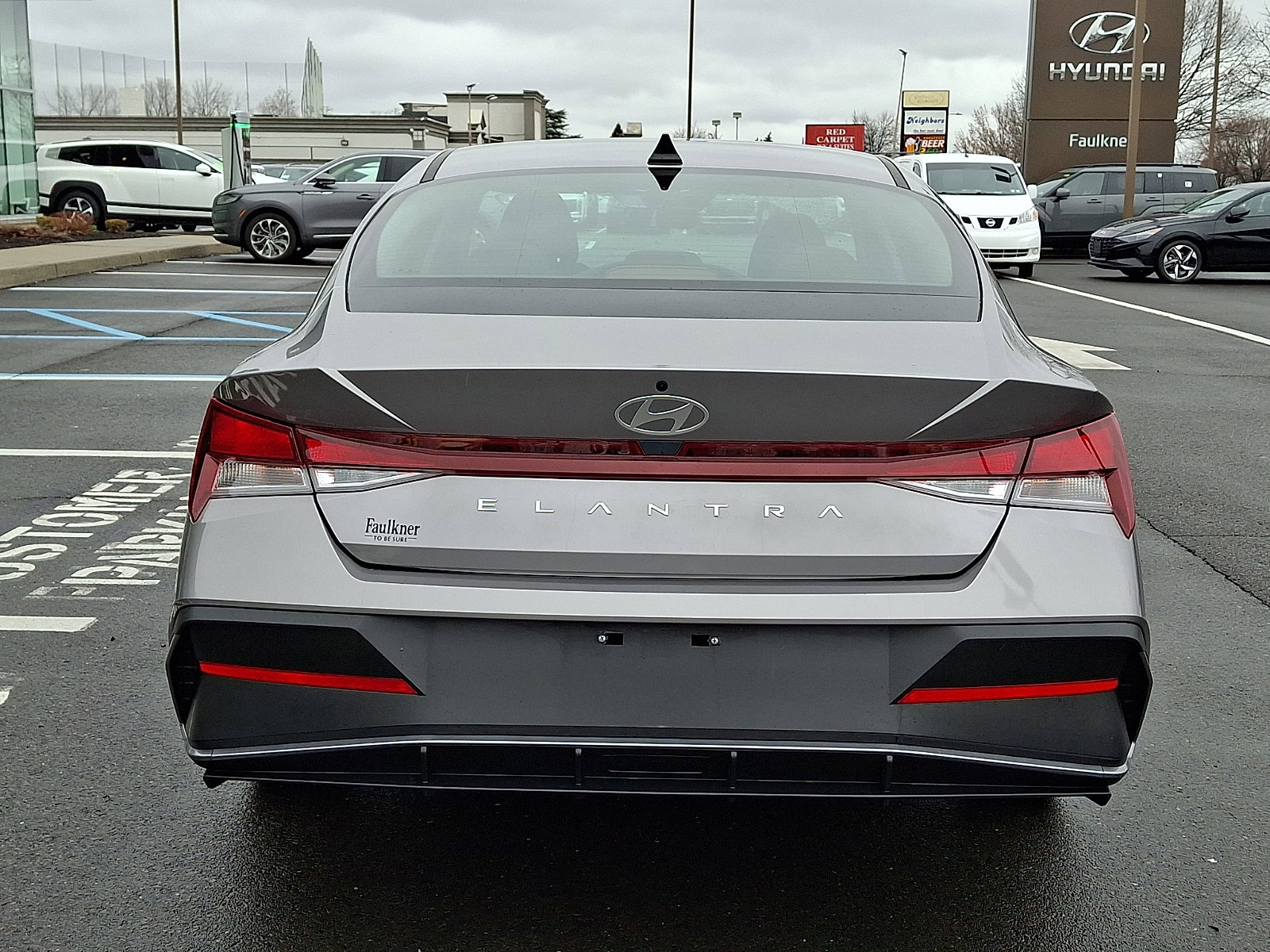 Certified 2024 Hyundai Elantra SE image 5
