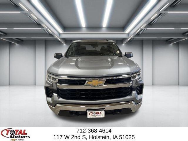 Certified 2025 Chevrolet Silverado 1500 LT AWD/4WD image 3