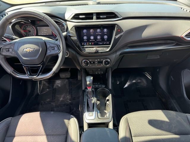 Certified 2022 Chevrolet TrailBlazer RS w/ Technology Package AWD/4WD image 2