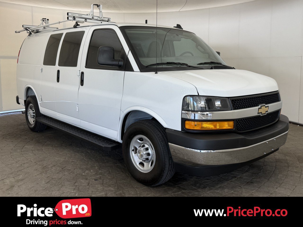 Used 2025 Chevrolet Express 2500 w/ Driver Convenience Package RWD image 1