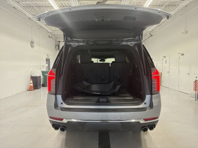 Certified 2026 Chevrolet Suburban Premier w/ Sun And Tow Package AWD/4WD image 15