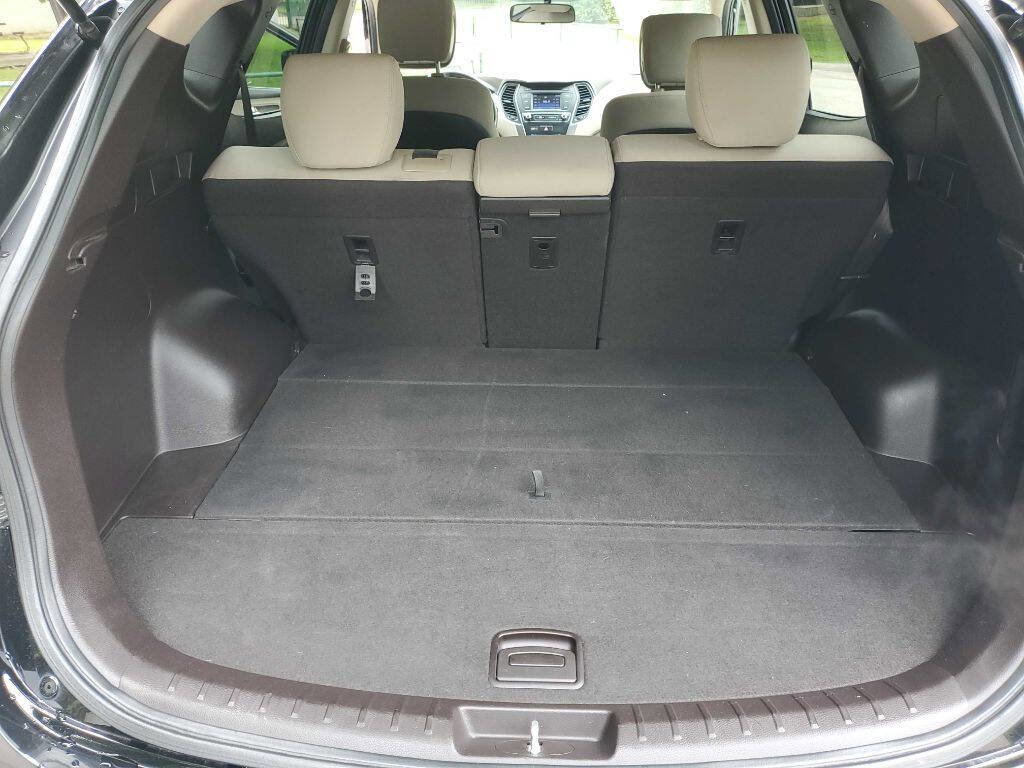 Used 2018 Hyundai Santa Fe Sport FWD image 22