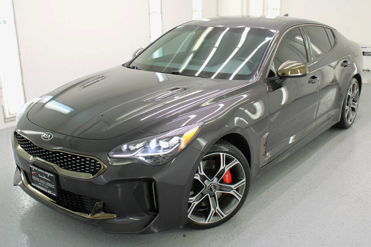 Used 2021 Kia Stinger GT image 2