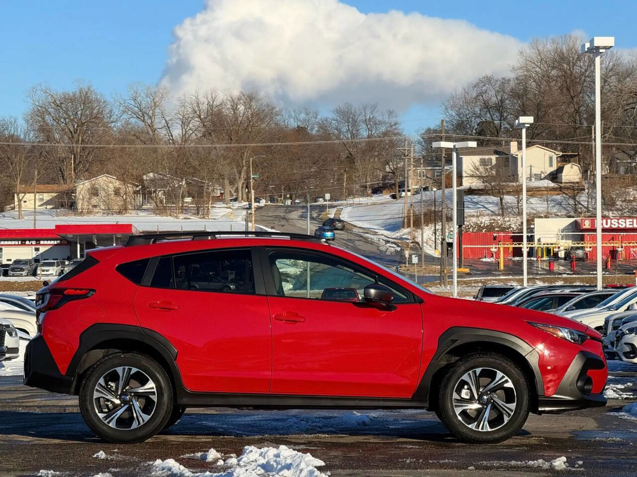 Used 2025 Subaru Crosstrek 2.0i Premium image 5