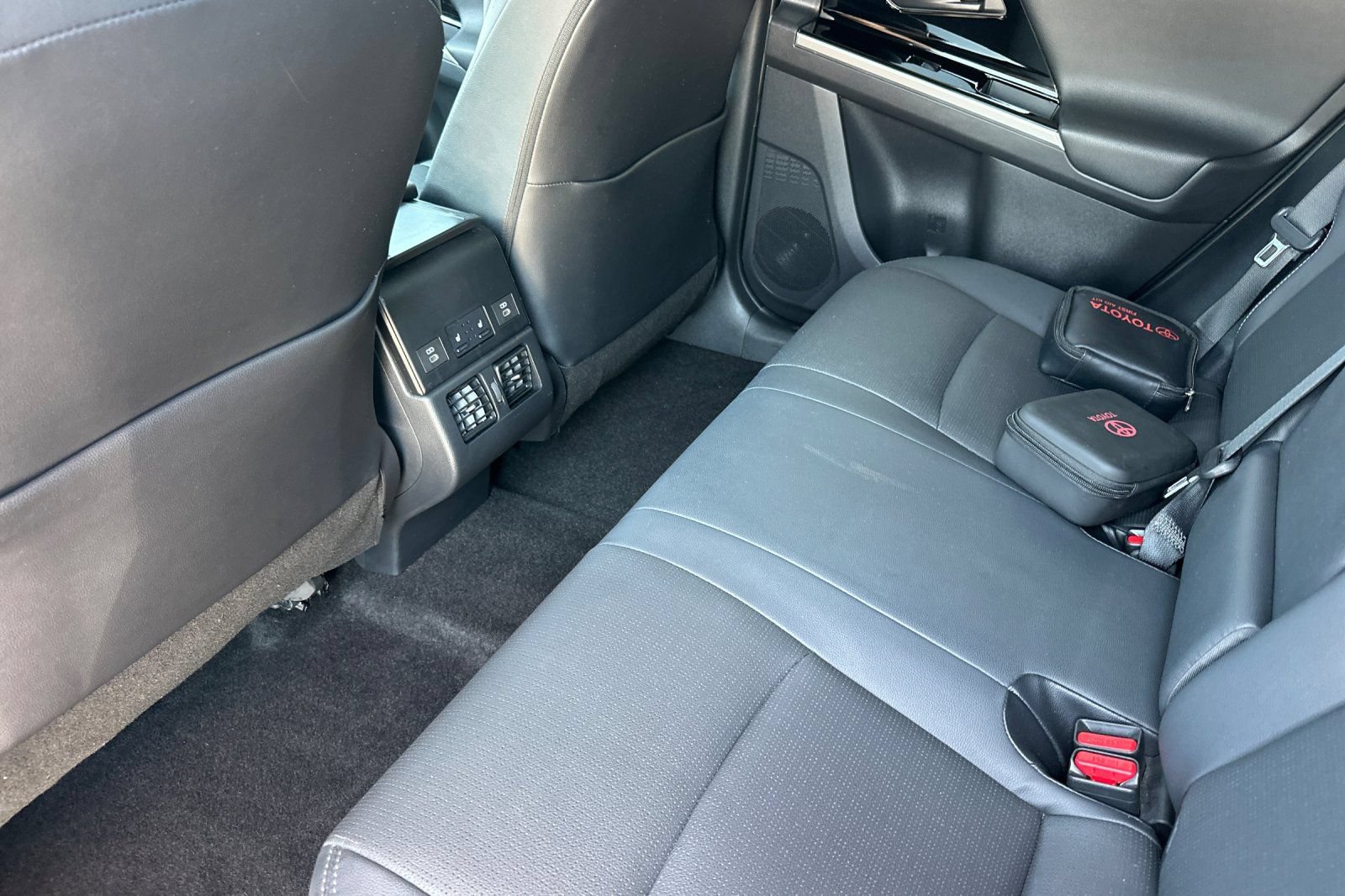 Certified 2024 Toyota bZ4X AWD w/ Weather Package image 15