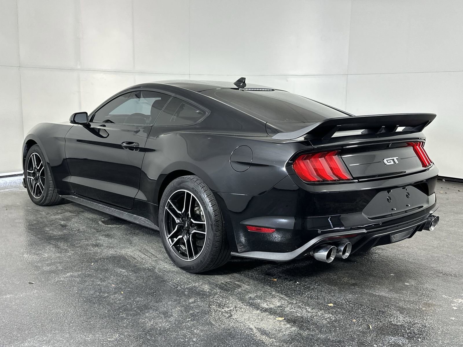 Used 2021 Ford Mustang GT image 9