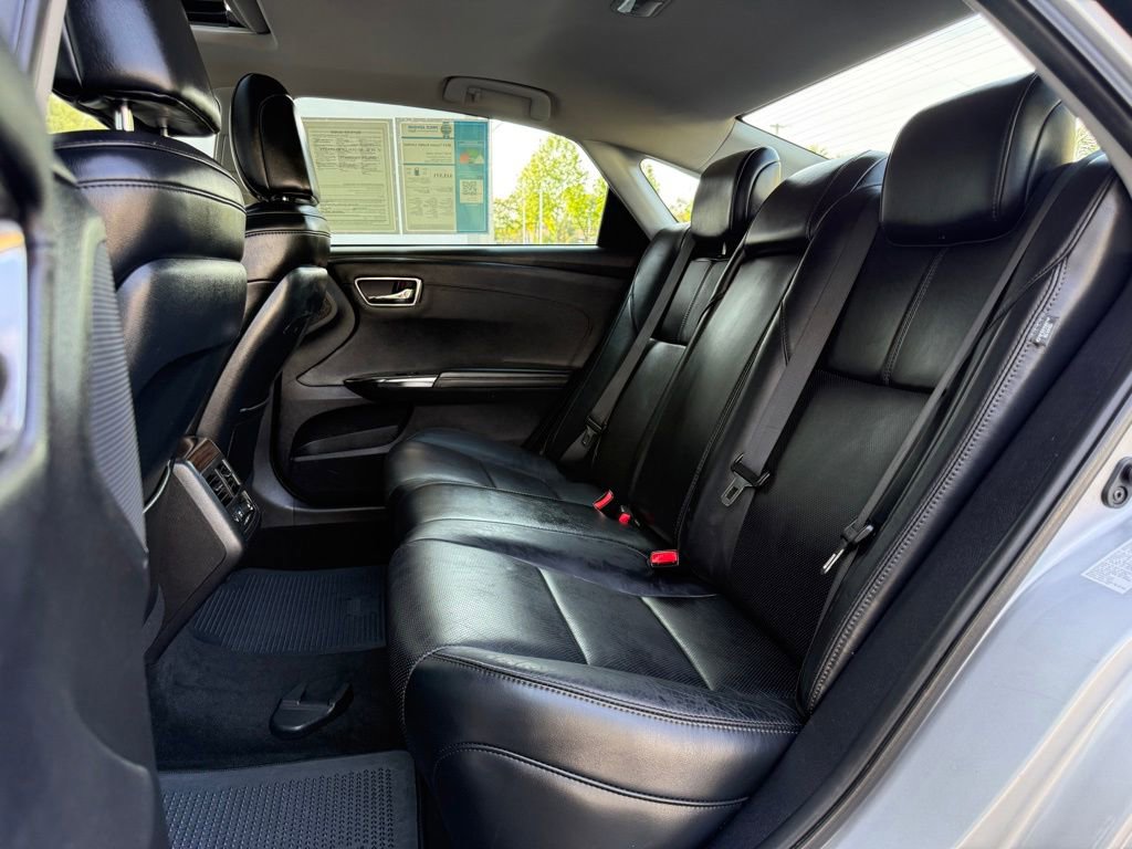 Used 2014 Toyota Avalon Limited image 18