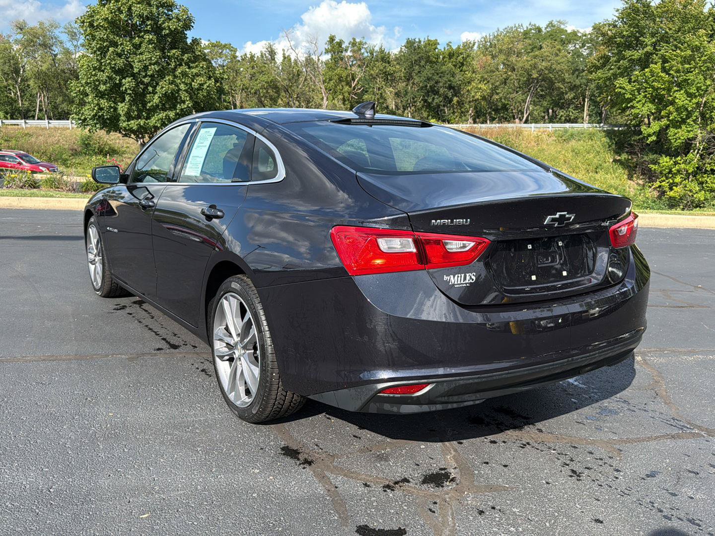 Used 2023 Chevrolet Malibu LT FWD image 3