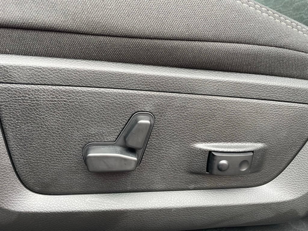 New 2026 RAM 2500 Big Horn AWD/4WD image 26