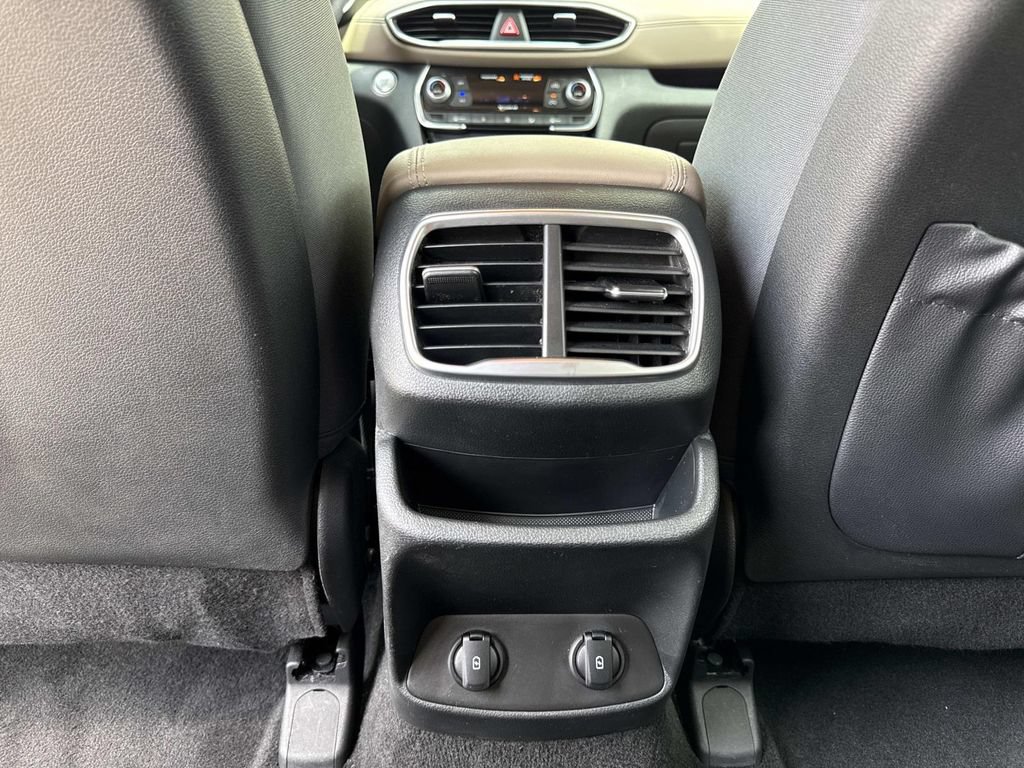 Used 2020 Hyundai Santa Fe SEL w/ Convenience Package FWD image 16