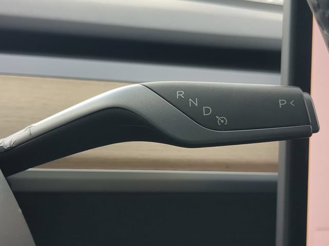 Used 2018 Tesla Model 3 Long Range RWD image 25