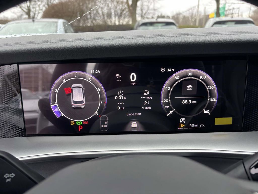 New 2026 Volkswagen Tiguan SE R-Line image 15