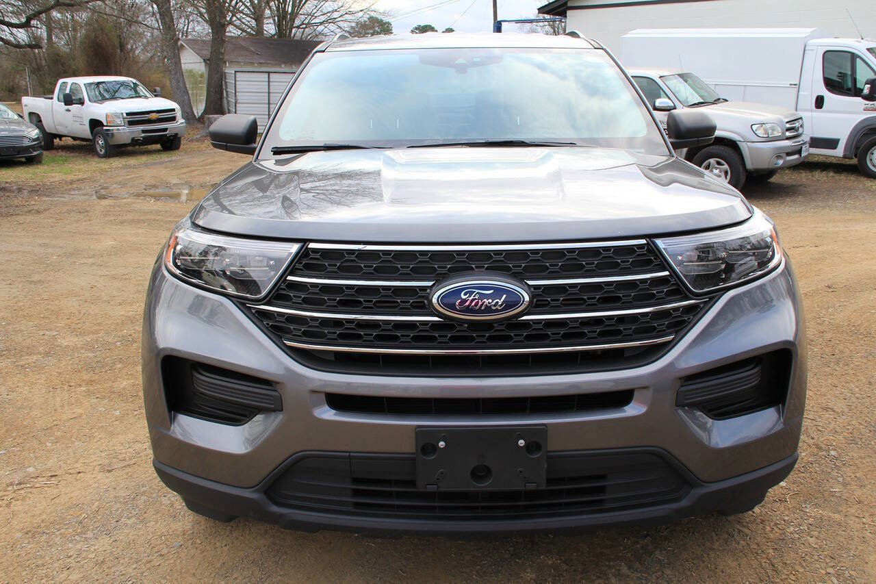 Used 2022 Ford Explorer XLT w/ Class IV Trailer Tow Package image 11