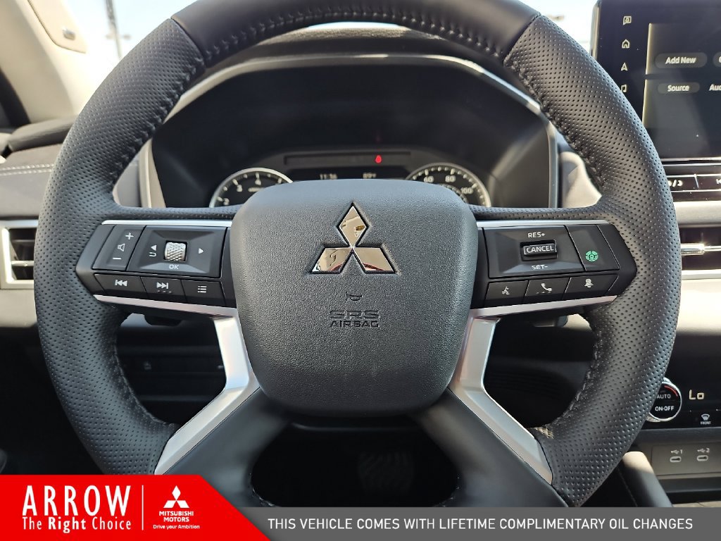 New 2026 Mitsubishi Outlander SE FWD image 28