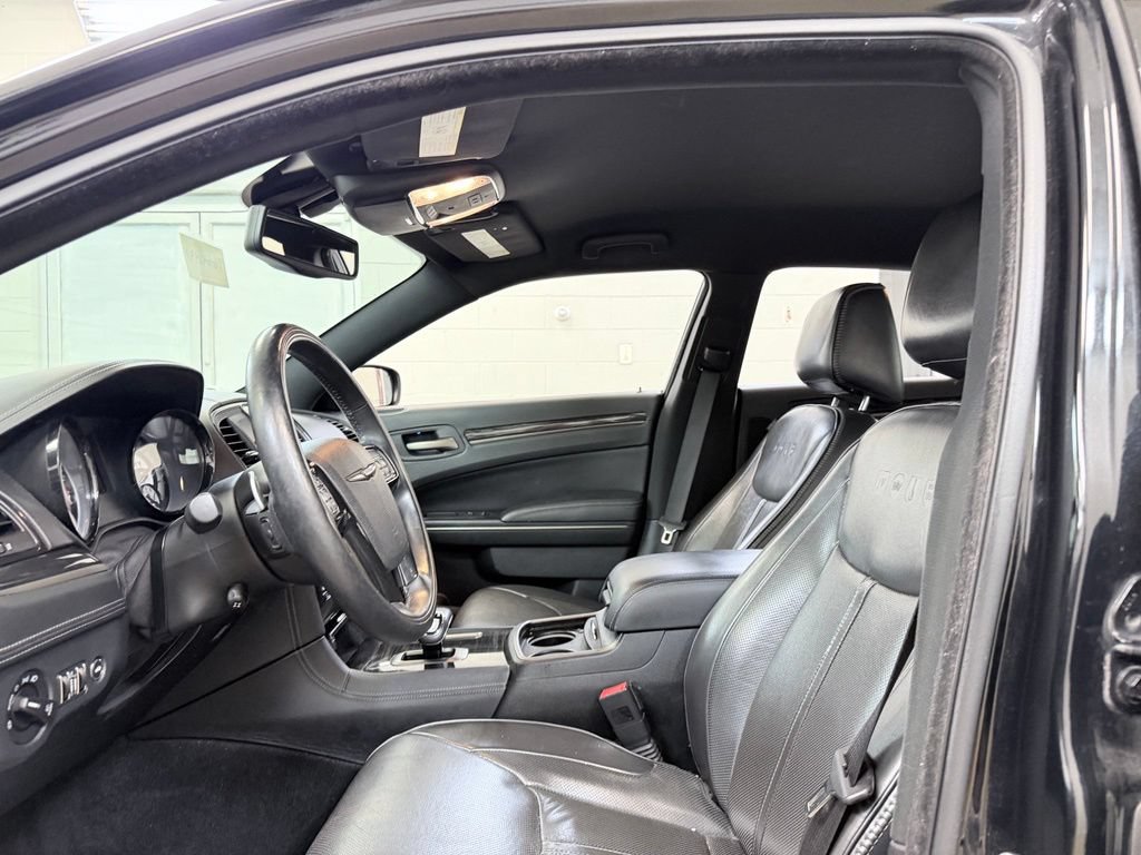 Used 2014 Chrysler 300 C AWD/4WD image 14