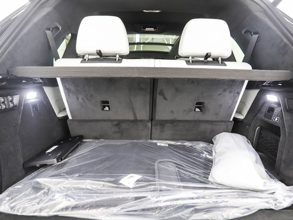 Used 2026 BMW X7 xDrive40i w/ M Sport Package image 28