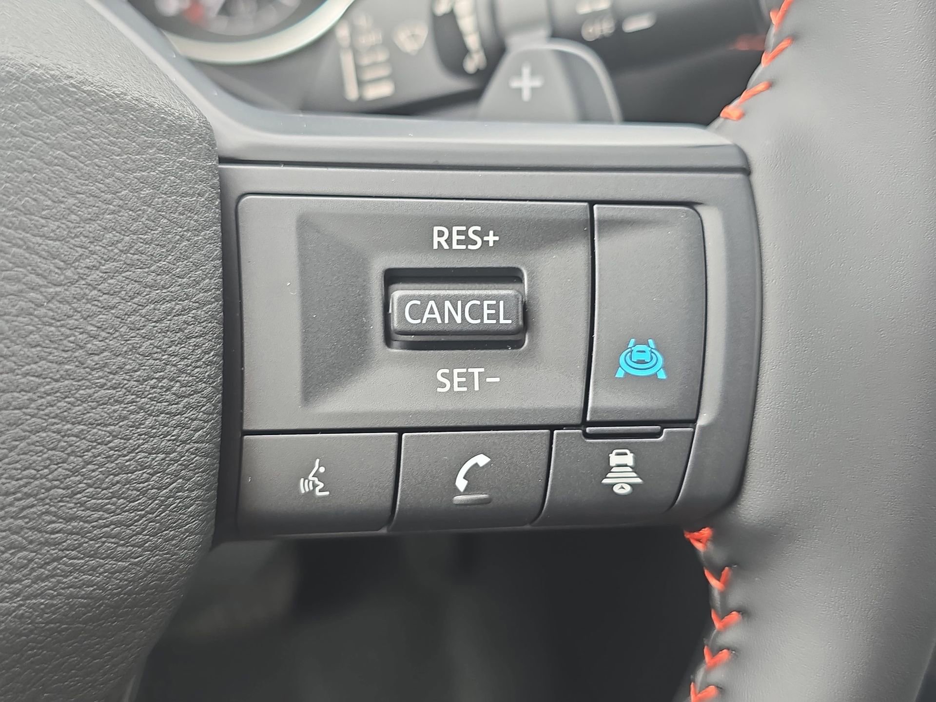 New 2026 Nissan Rogue SV AWD/4WD image 18